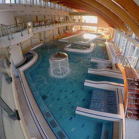 Lake And Spa Apartman Velence Exteriör bild