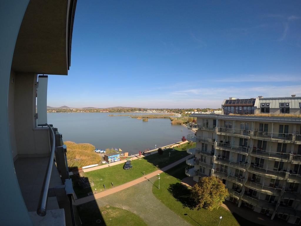 Lake And Spa Apartman Velence Exteriör bild